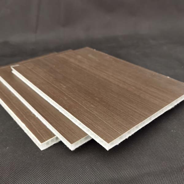 連(lian)續增強纖維(wei)熱塑性複合(he)材料（cfrt）在民機(jī)航空中的優(yōu)勢