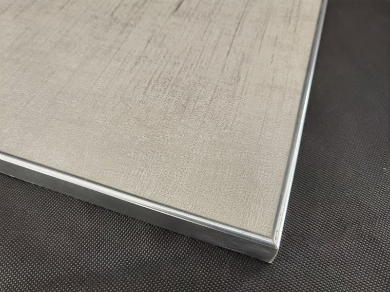 cfrt連續纖(xian)維增強熱(re)塑性複合(hé)材料發展(zhǎn)趨勢：開發(fā)新的增強(qiáng)基材提高(gāo)強度